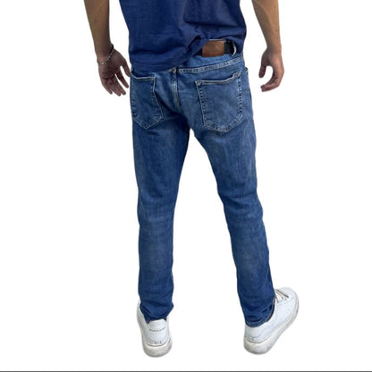 JEANS  ( USED) :   BLUE