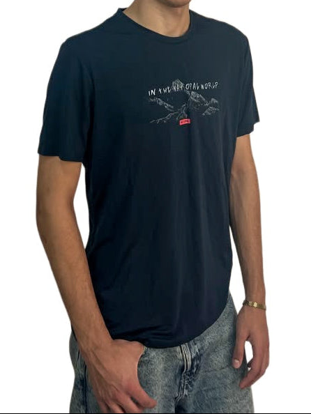 Damzon Classic Tee — Red